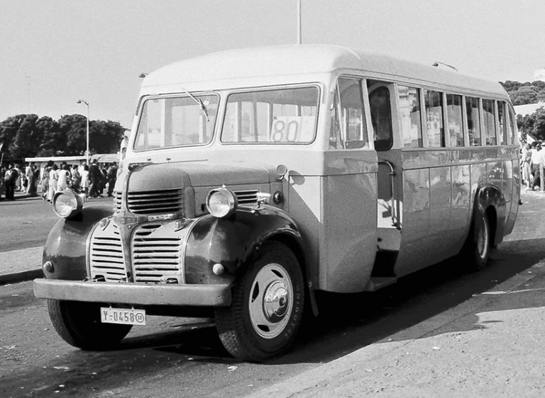 Classic buses in Malta