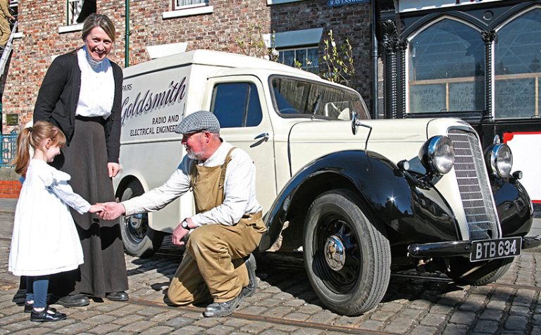 Beautifully restored and detailed 1936 Commer 8cwt van