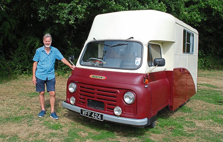 Rare 1959 Austin 152 Bluebird Highwayman camper van