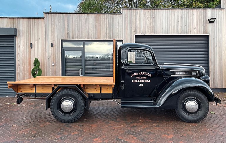 1941 Ford 11Y truck