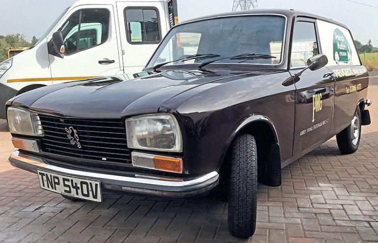 Sampling a very rare 1979 Peugeot 304 delivery van